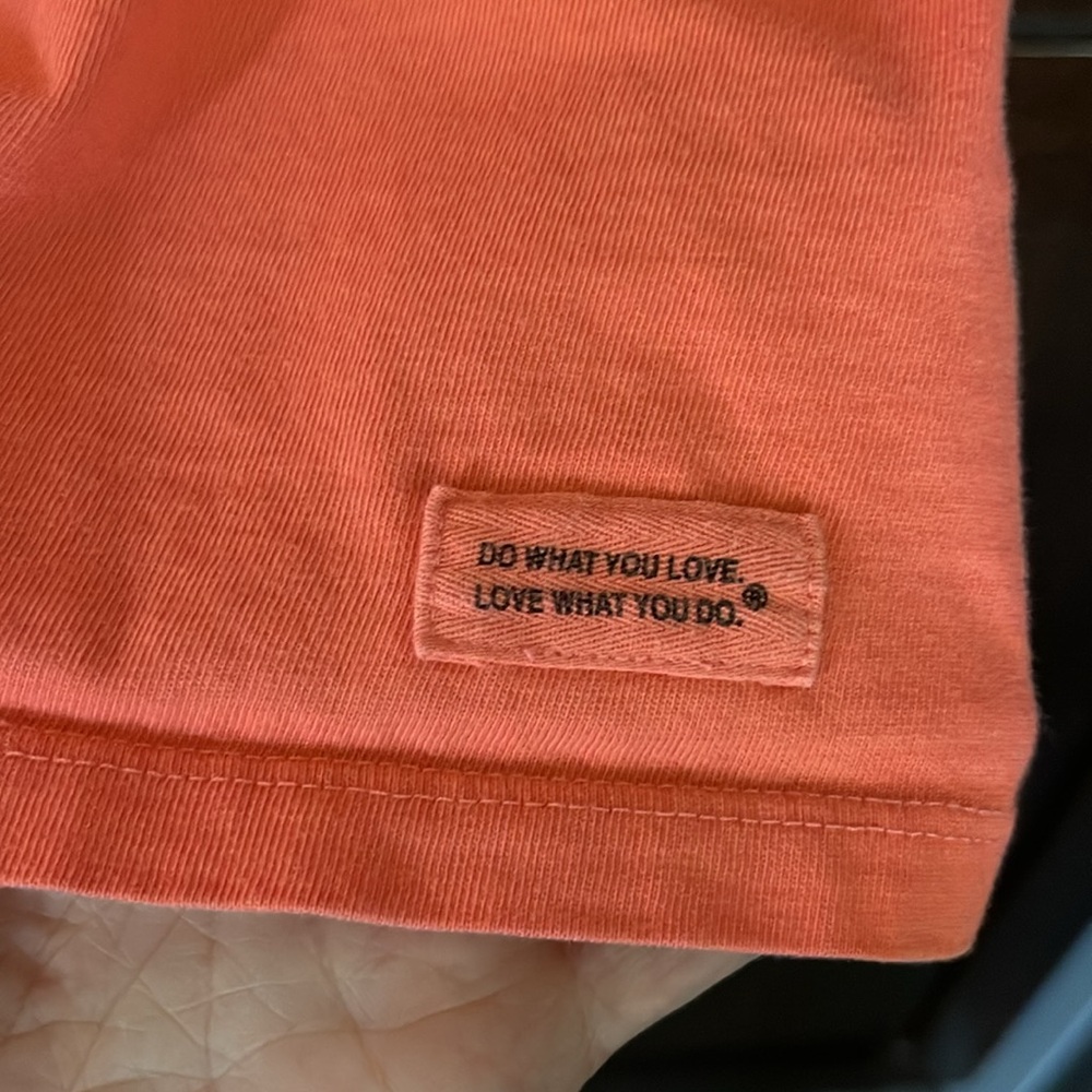 Women’s Life is Good positive daisy shirt. Great condition, orange, size large - Picture 5 of 5